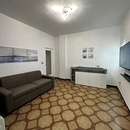Lido 4 Apartment *